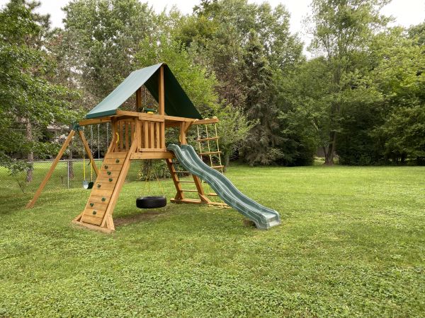 Cost of Play Set Assembly Service in Monroe